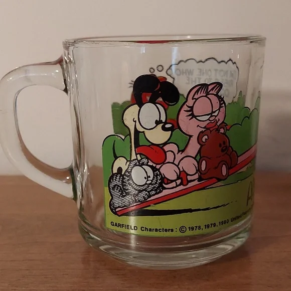 Vtg.1978 Garfield McDonald's Glass Mugs - Picture 11 of 16